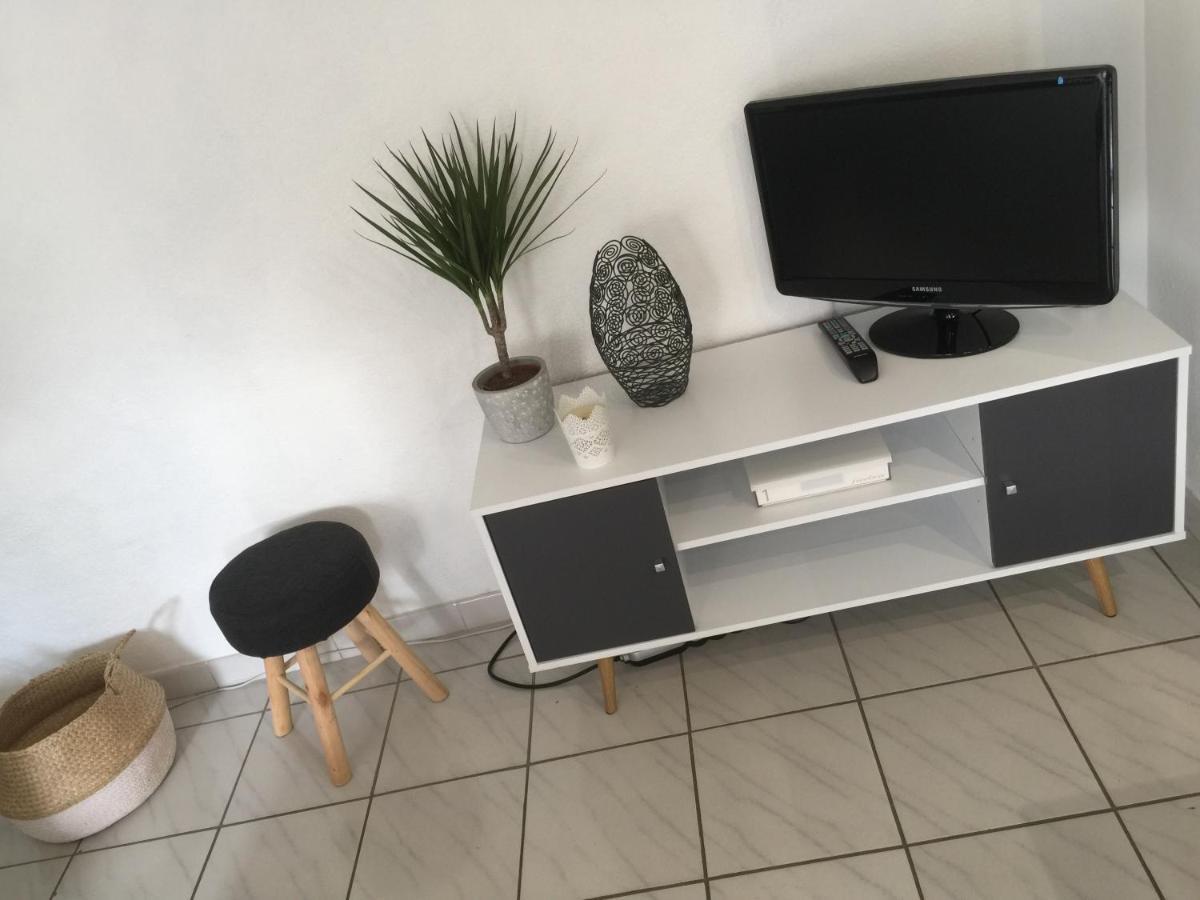 T2 Avec Terrasse, Clim , Box Fibre Apartment Vedene Exterior photo