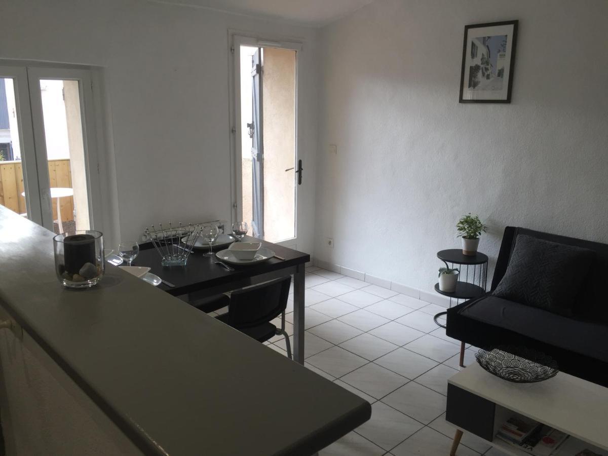 T2 Avec Terrasse, Clim , Box Fibre Apartment Vedene Exterior photo