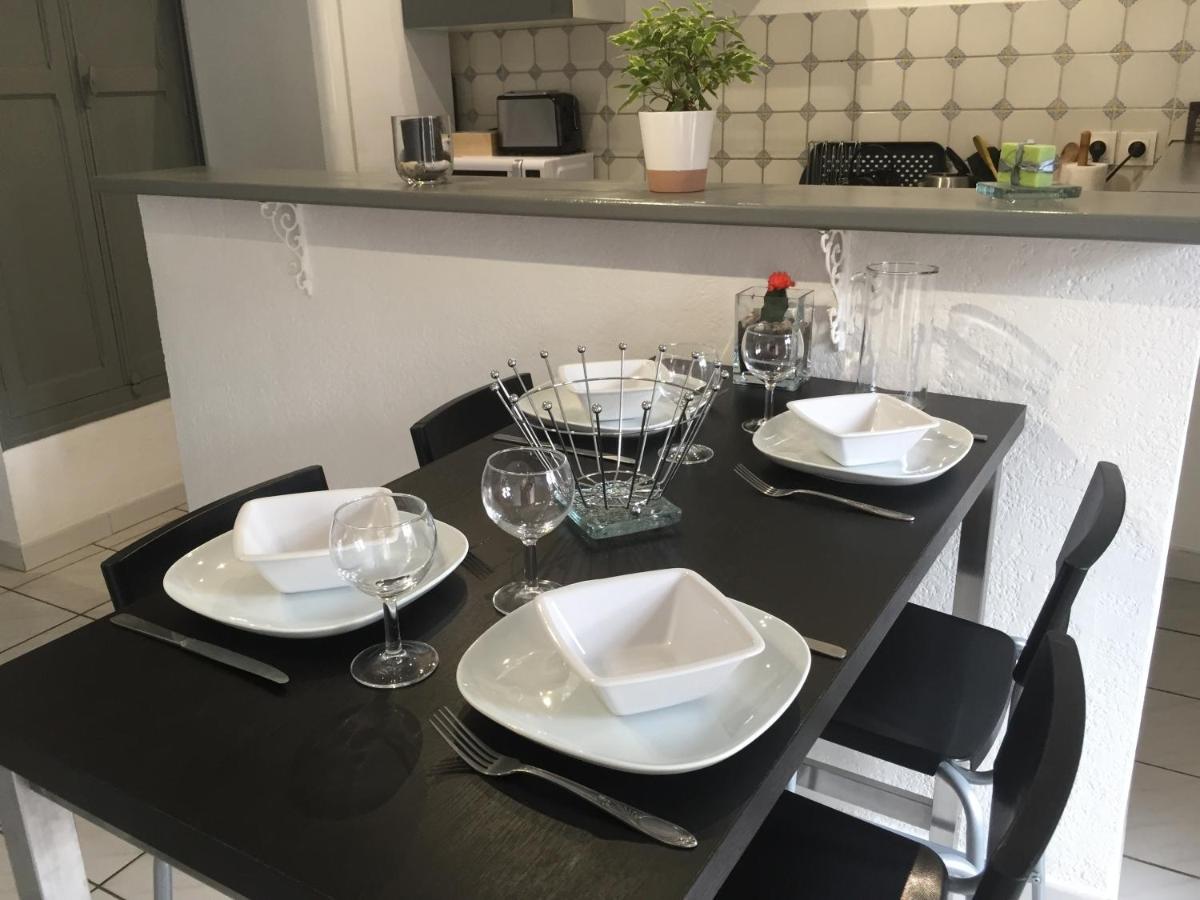 T2 Avec Terrasse, Clim , Box Fibre Apartment Vedene Exterior photo