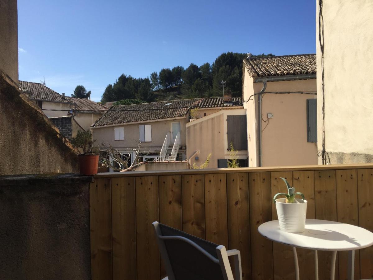 T2 Avec Terrasse, Clim , Box Fibre Apartment Vedene Exterior photo
